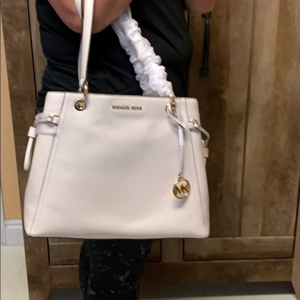 Michael Kors Large Leather Nicole Tote Vanilla